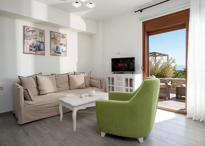 Lenikos Resort