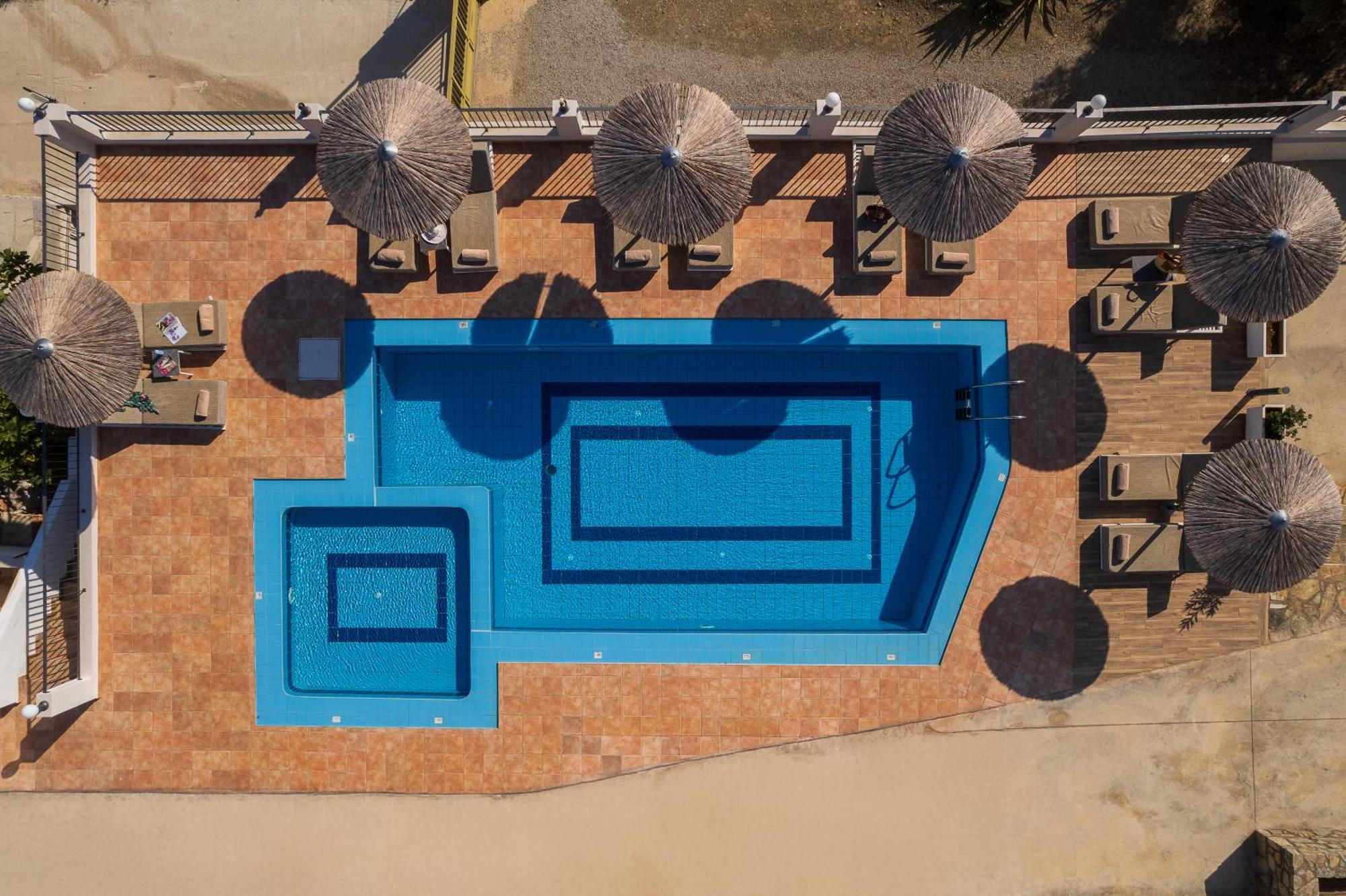 Lenikos Apartahotel Agia Galini